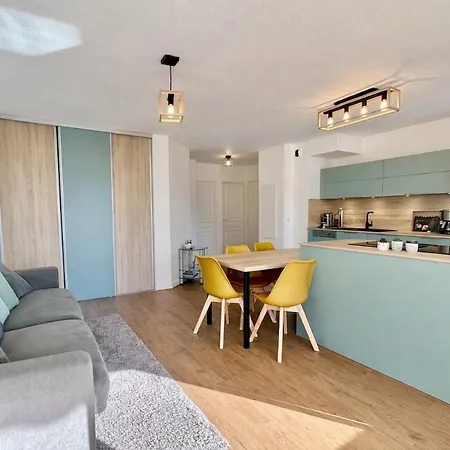 Apartment Lumineux, Parking, Proches Des Criques