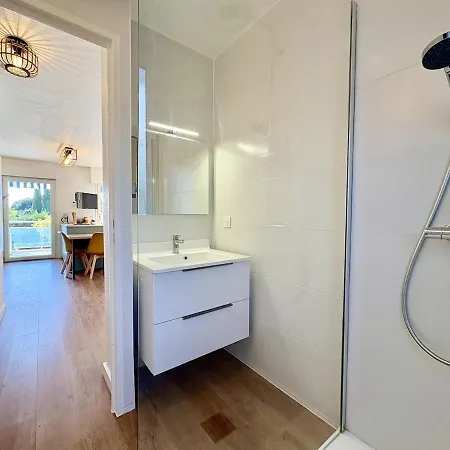 Lumineux, Parking, Proches Des Criques Apartment